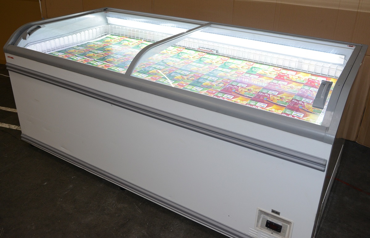 Kühltruhe 2,10 m/ gebrauchte Kühltruhe / mit und ohne LED-Beleuchtung 